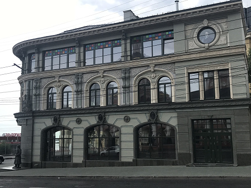 Здание на ул. Лермонтова, 37